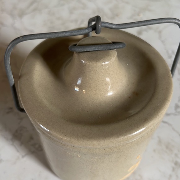Vintage United States of America Cheese Crock with Lid and Metal Handle - Picture 12 of 16
